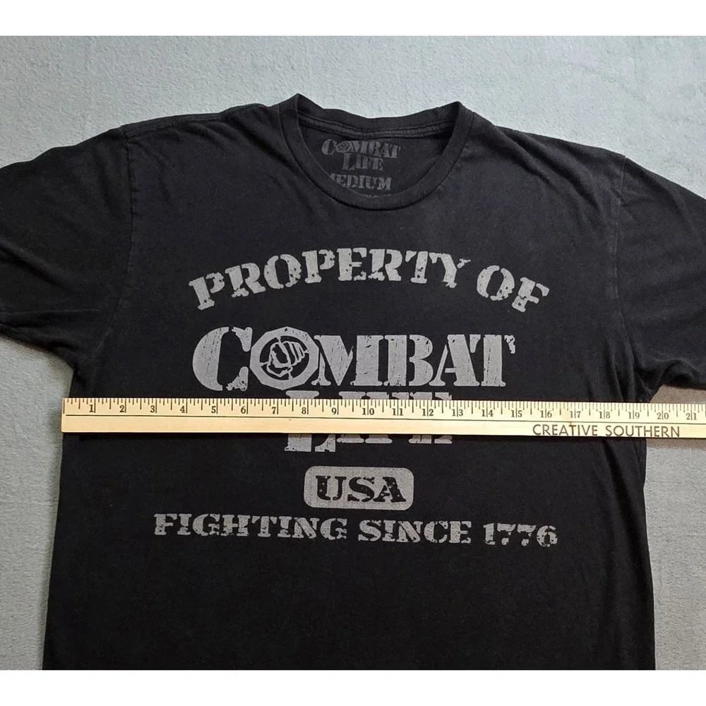 Property Of Combat Life Mens Black‎ Tshirt Medium Pre-Owned Good Condition